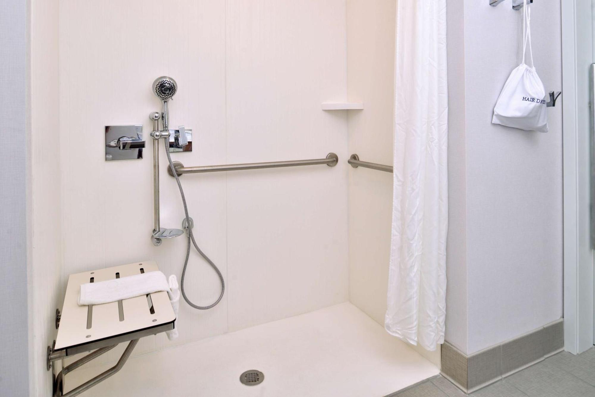Hampton Inn Tampa Downtown Channel District Экстерьер фото