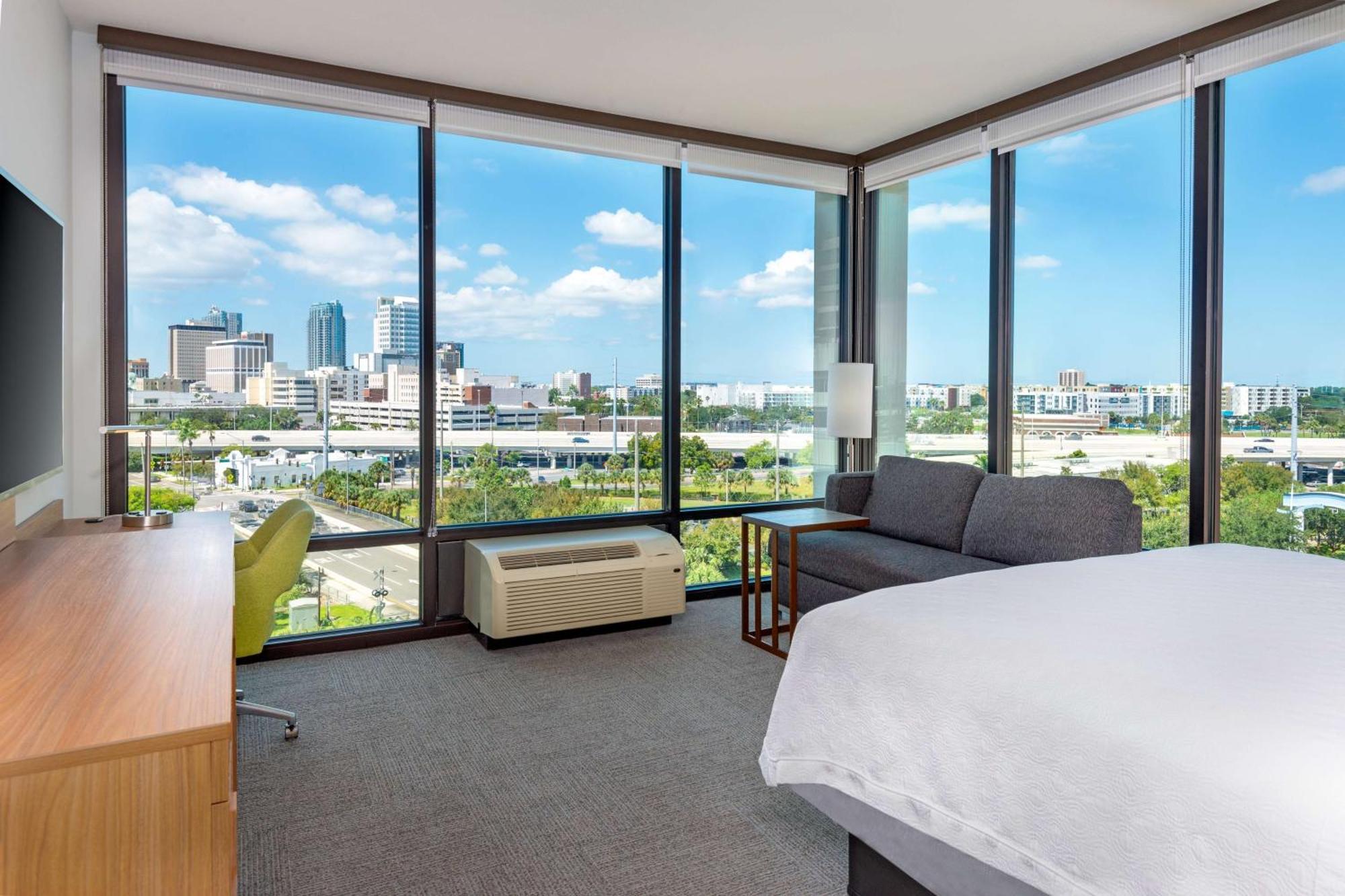 Hampton Inn Tampa Downtown Channel District Экстерьер фото