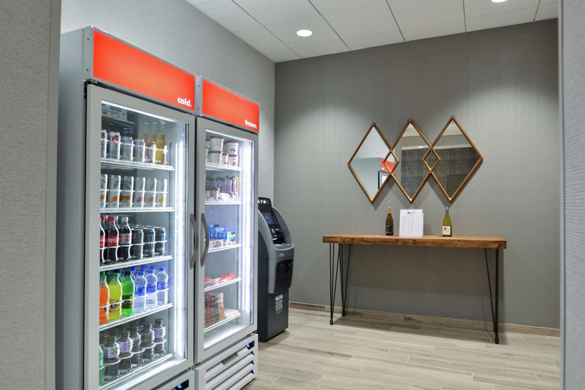 Hampton Inn Tampa Downtown Channel District Экстерьер фото