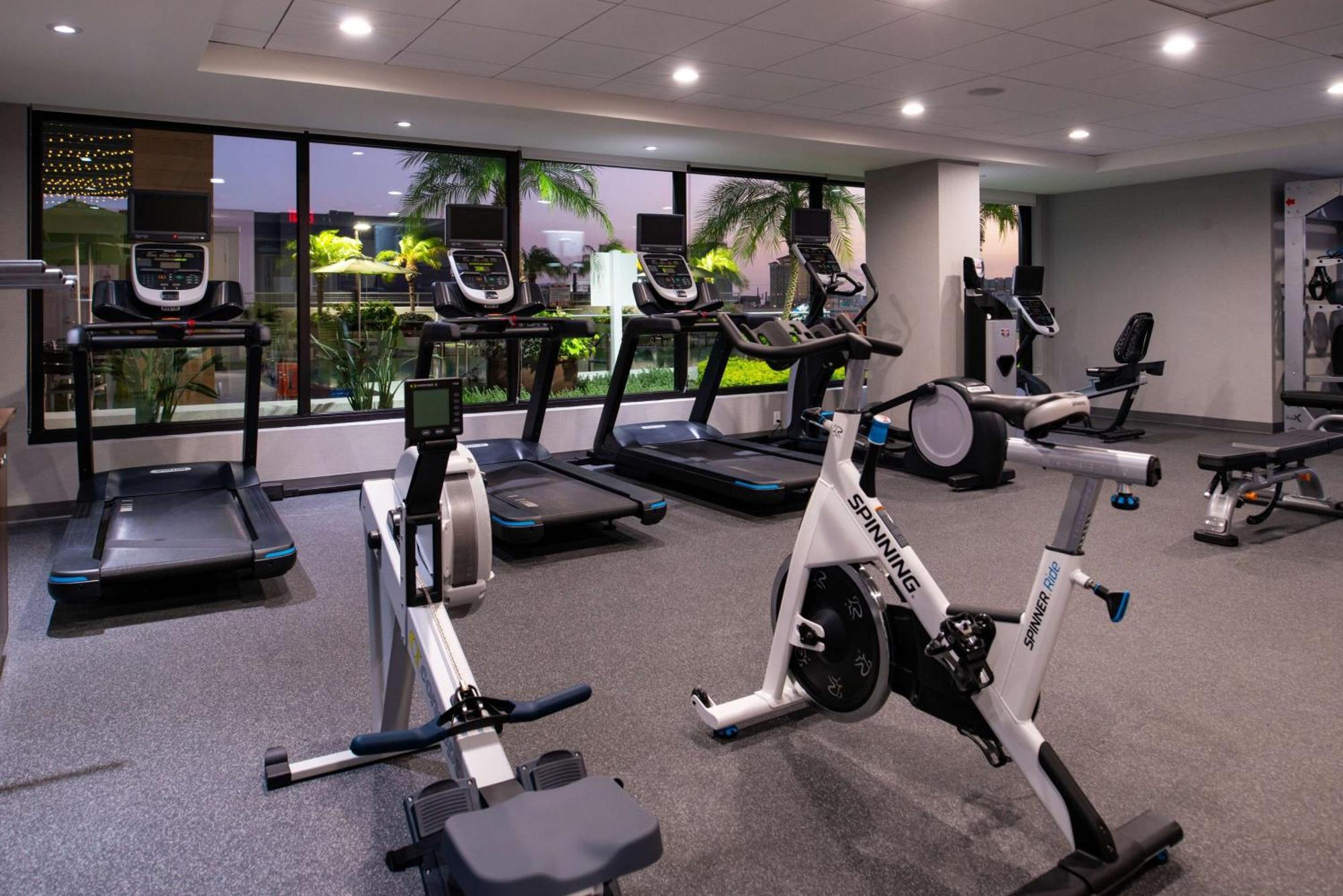 Hampton Inn Tampa Downtown Channel District Экстерьер фото