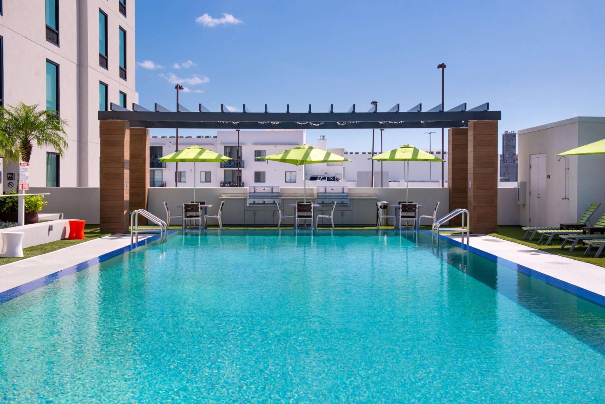 Hampton Inn Tampa Downtown Channel District Экстерьер фото